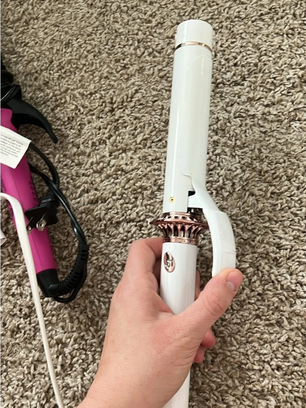 T3 Single Pass White and Rose Gold Curling Iron | Styling Tool